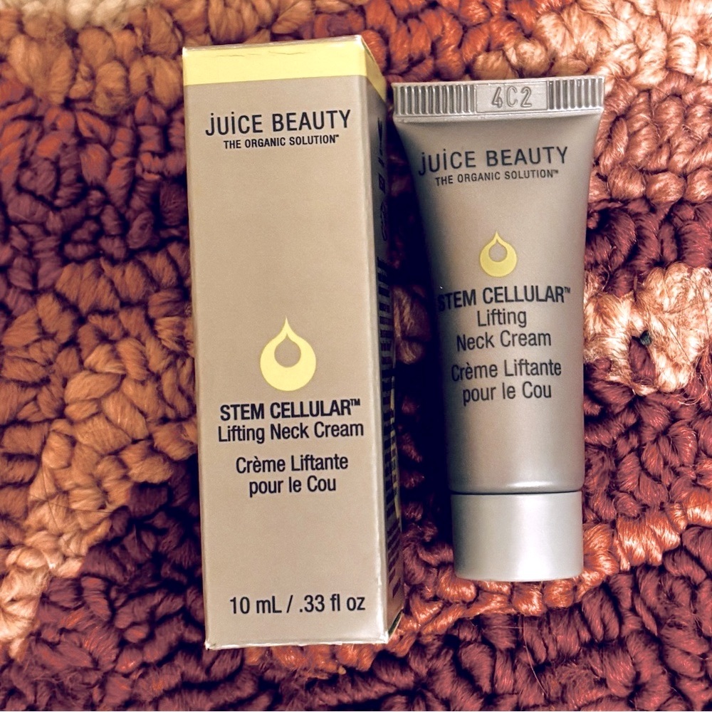 JUICE BEAUTY Stem Cellular Lifting Neck Cream 10 ml .33 fl oz - New in Box! 💗